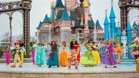 disneyland paris personnage princesse|Le programme de la semaine des princesses 2024